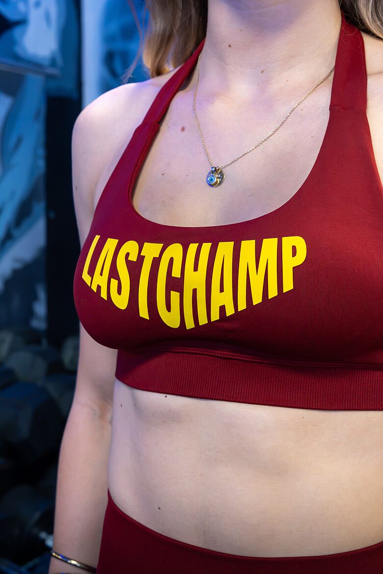 (RED) STARRY LIGHTNING – SPORTS BRA